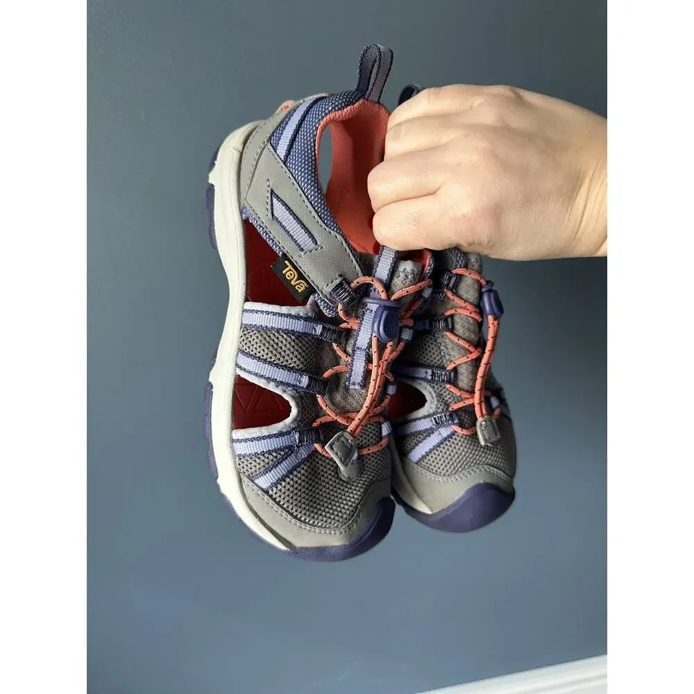 Teva‎ Hiking Sandals